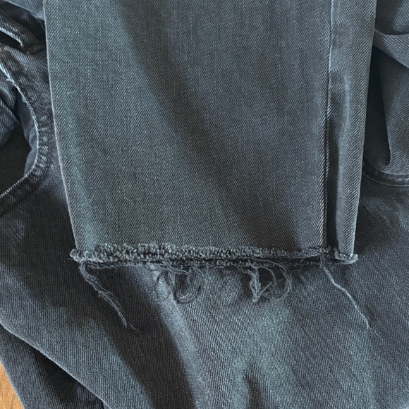 GAP Mid Rise Girlfriend Jeans - Picture 4 of 4